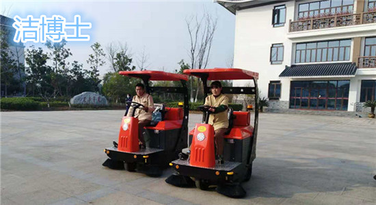 電動(dòng)掃地機(jī)